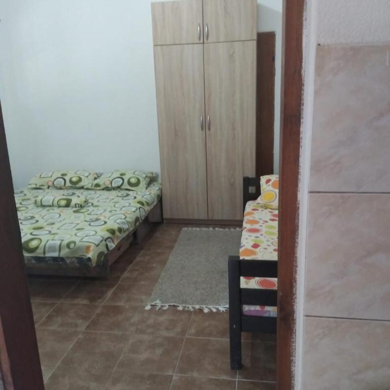 Apartmani Green - Klasična Trokrevetna Soba - 5
