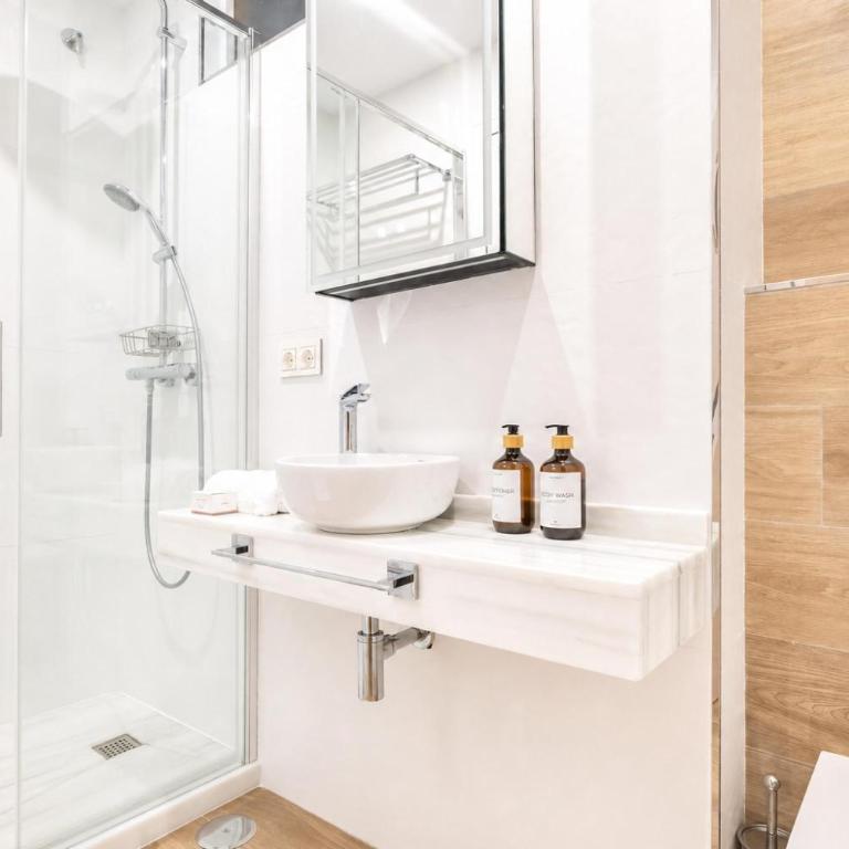 Estepona DownTown Near The Beach - Happy Rentals - Deluxe Apartment - 6