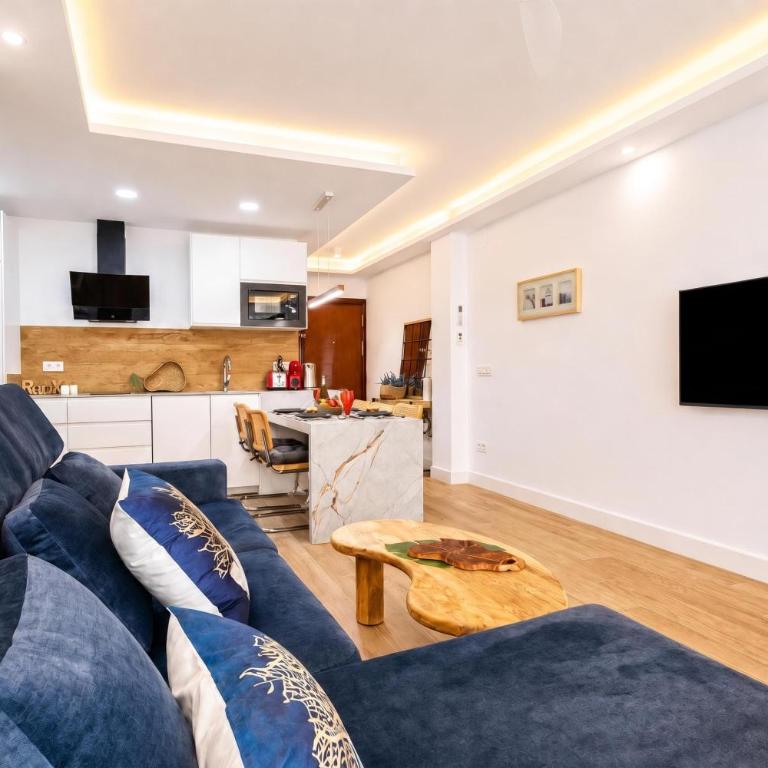 Estepona DownTown Near The Beach - Happy Rentals - Deluxe Apartment - 10