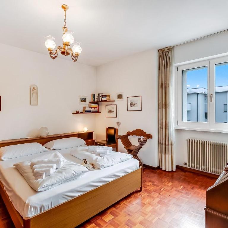 Dora - Happy Rentals - Apartment with Balcony - 3