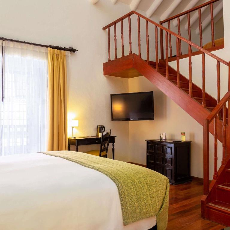 Novotel Cusco - Colonial Family Duplex Room - 7