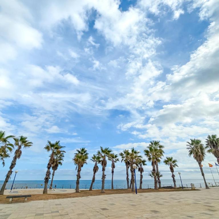 Garden Breeze Punta Prima, 2min beach walk, family Friendly, 3 Pool a Garden, jacuzzi - Deluxe-Apartment mit 2 Schlafzimmern und Gartenblick - 17
