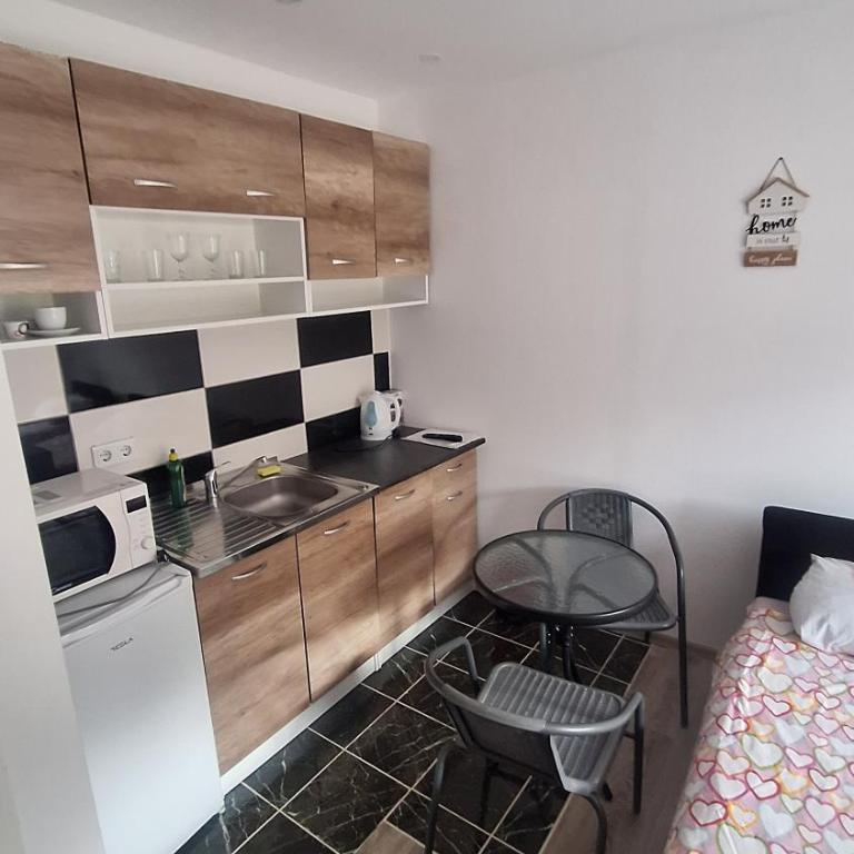 Apartmani Lana - Apartman sa Pogledom na Vrt - 1