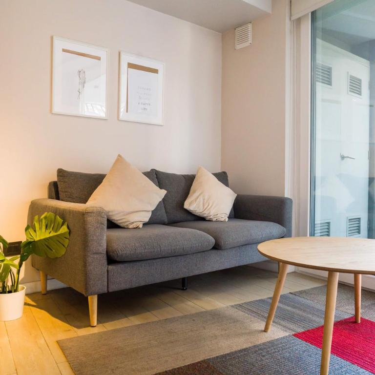 Modern 1BR Flat Prime Location Luxury Living - Apartamento - 39