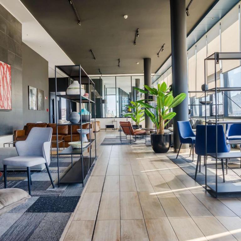 Modern 1BR Flat Prime Location Luxury Living - Apartamento - 33