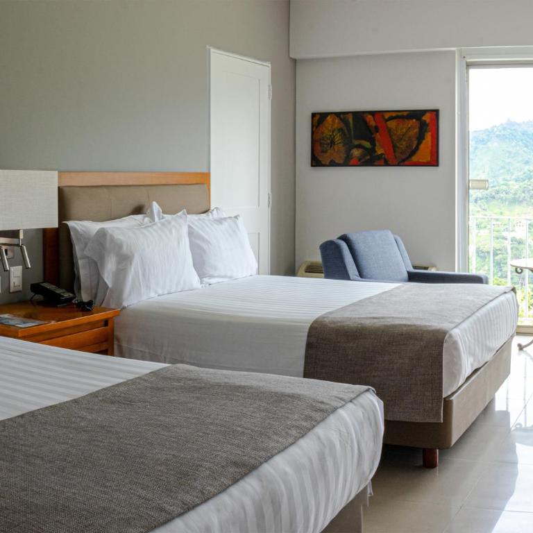 Hotel Estelar Altamira - Deluxe Twin Room - 2