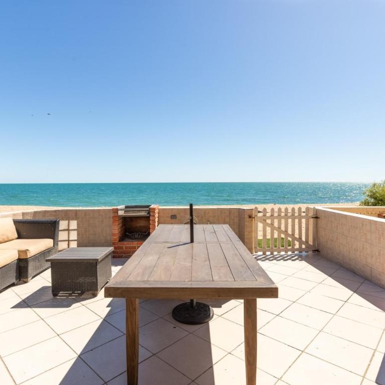 Las Brisas #8 Beachfront - On the sand and steps from Mannys for tacos & tequila - Casa de 3 dormitorios - 29