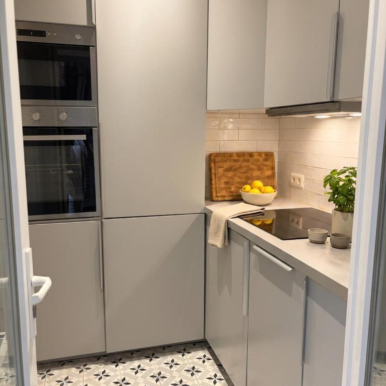 La Perle du 16eme - 2 pers - Lumineux - Cour Privative - Appartement 1 Chambre - 2