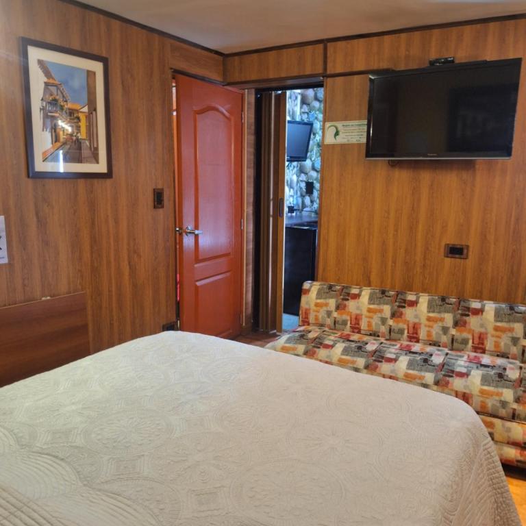 Hotel Apartasuite Normandia - Suite con bañera de hidromasaje y cama grande - 6