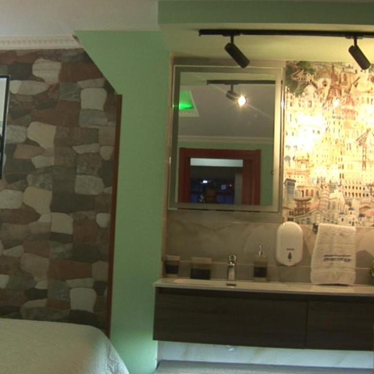 Hotel Apartasuite Normandia - Habitación con 2 camas grandes - 4