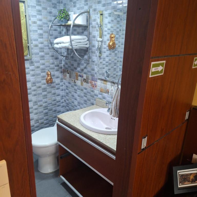 Hotel Apartasuite Normandia - Habitación Doble Grande - 9