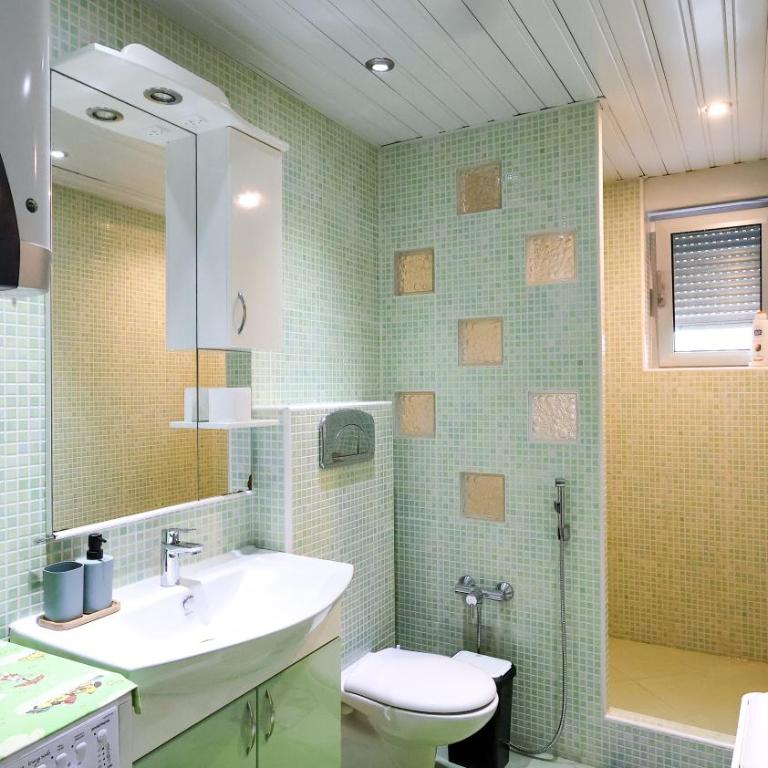 Lighthouse Residence Tivat - Obala Đuraševića - Apartman sa 2 Spavaće Sobe, Balkonom i Pogledom na More - 21