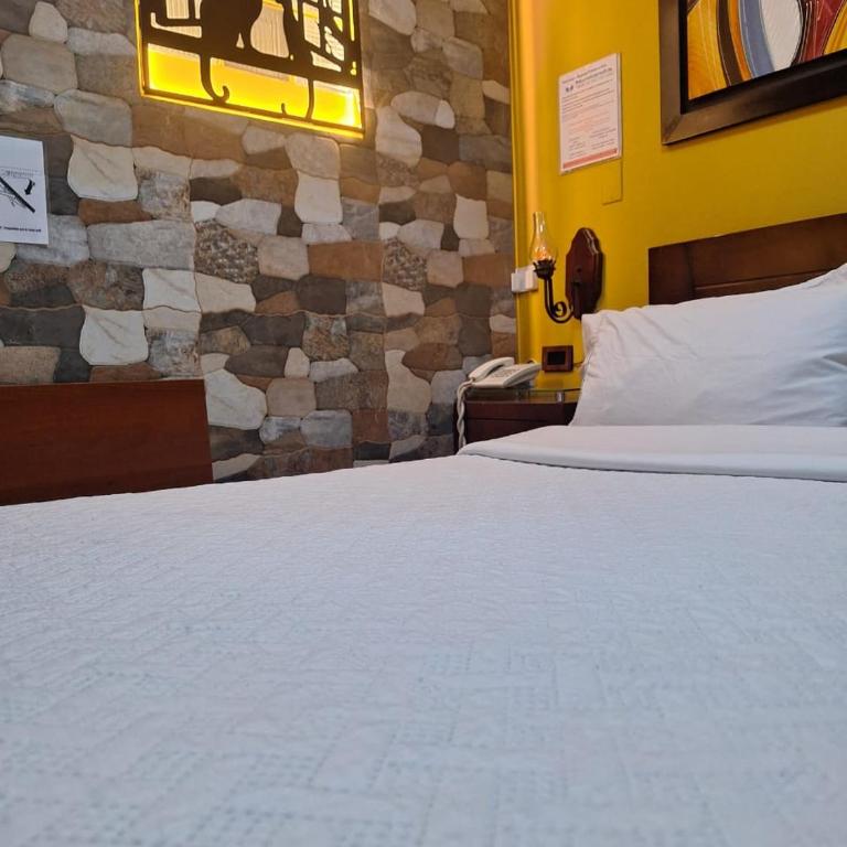 Hotel Apartasuite Normandia - Habitación Deluxe - 6