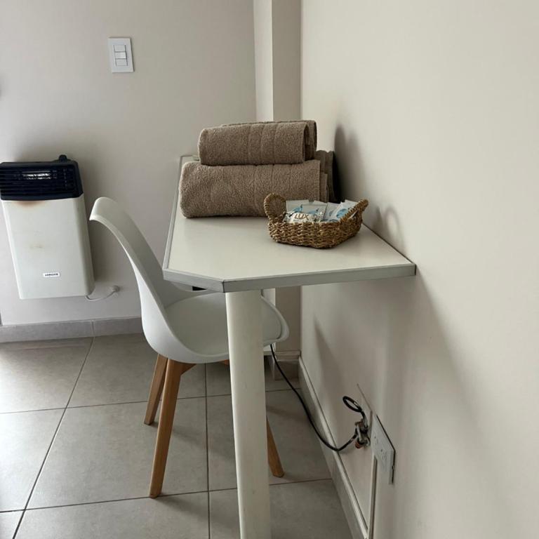 Departamento moderno, Céntrico, Zona de Hospitales - Apartamento de 1 dormitorio - 13