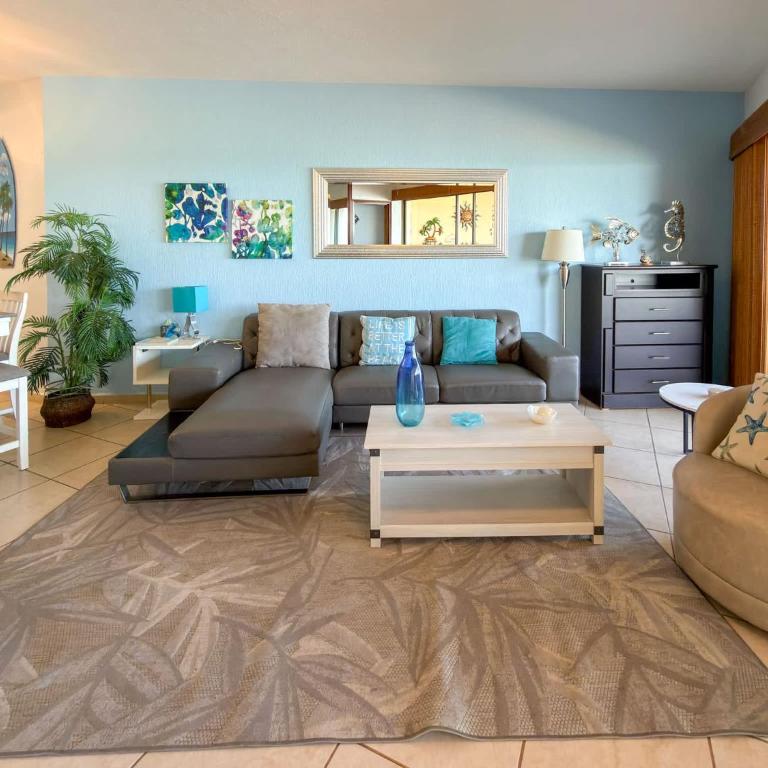Wake Up to the Sea Oceanfront Retreat W207 - Apartamento - 27