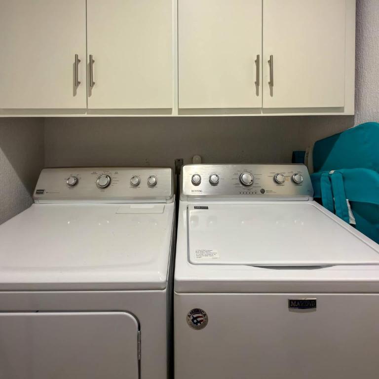Wake Up to the Sea Oceanfront Retreat W207 - Apartamento - 38