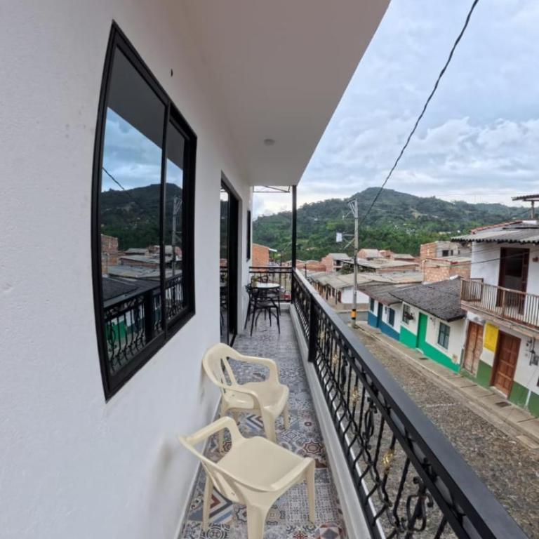 Casa Quetzal Jardin 5 min del Parque - Apartment with Balcony - 4