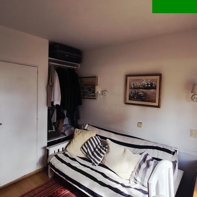 Depto a pasos del centro cívico - Apartamento de 2 dormitorios - 5