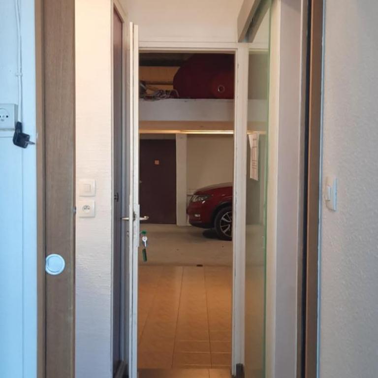 Air-conditioned Crystal Studio with attached garage - Apartment mit 1 Schlafzimmer - 16