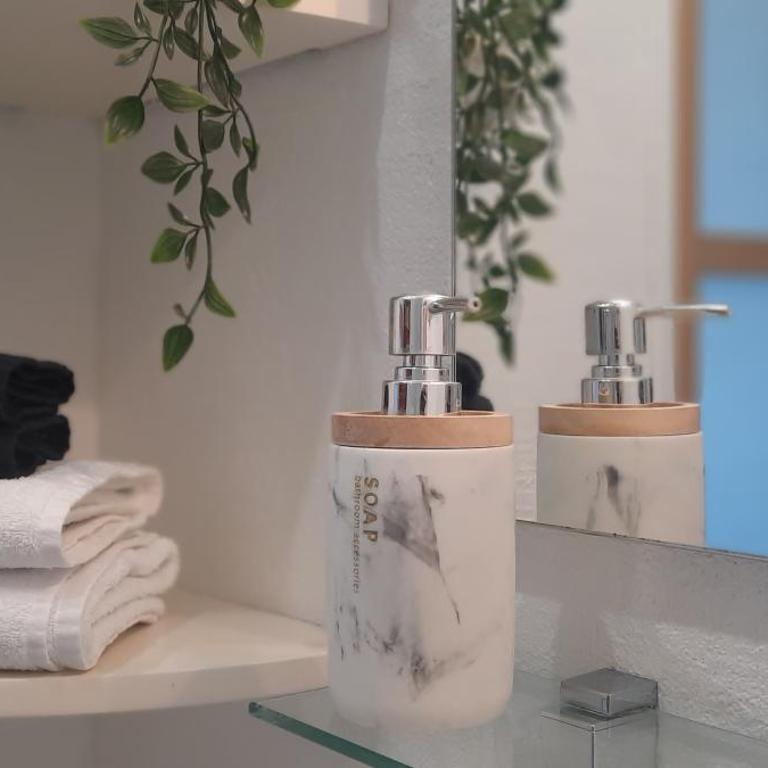 Air-conditioned Crystal Studio with attached garage - Apartment mit 1 Schlafzimmer - 13