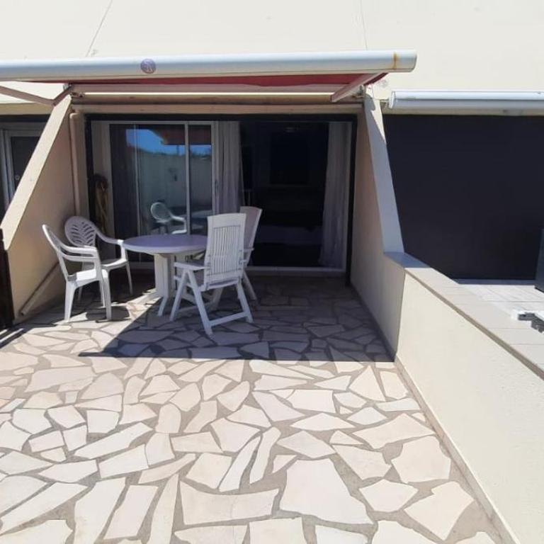 Air-conditioned Crystal Studio with attached garage - Apartment mit 1 Schlafzimmer - 15
