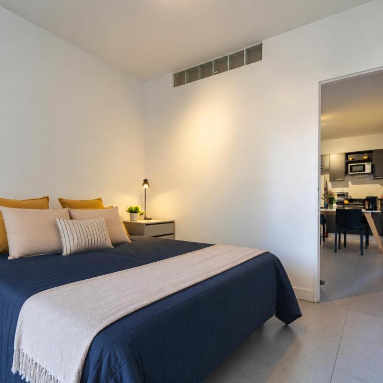 familiar con pileta cerca de bares y restaorantes - Apartamento de 1 dormitorio - 4