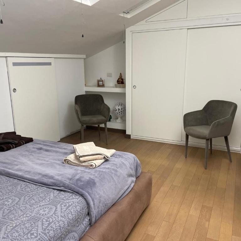 La Mansarda - Appartamento con 1 Camera da Letto - 1