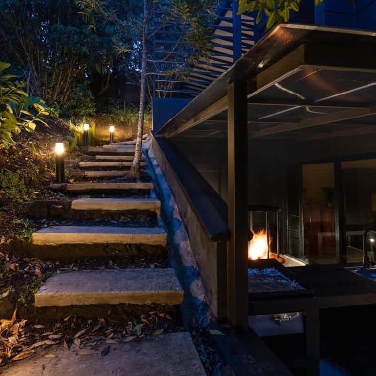 Romantic Luxury Villa Jacuzzi & Steam Room - Villa - 55