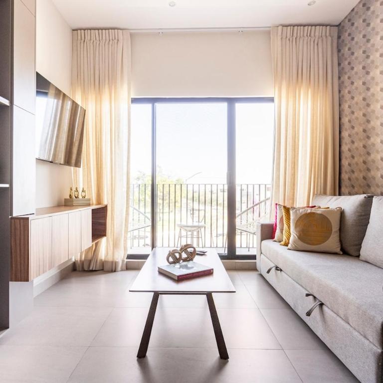 Moderno Apartamento con piscina a 20 min APTO y Cintermex - Apartamento de 2 dormitorios - 1