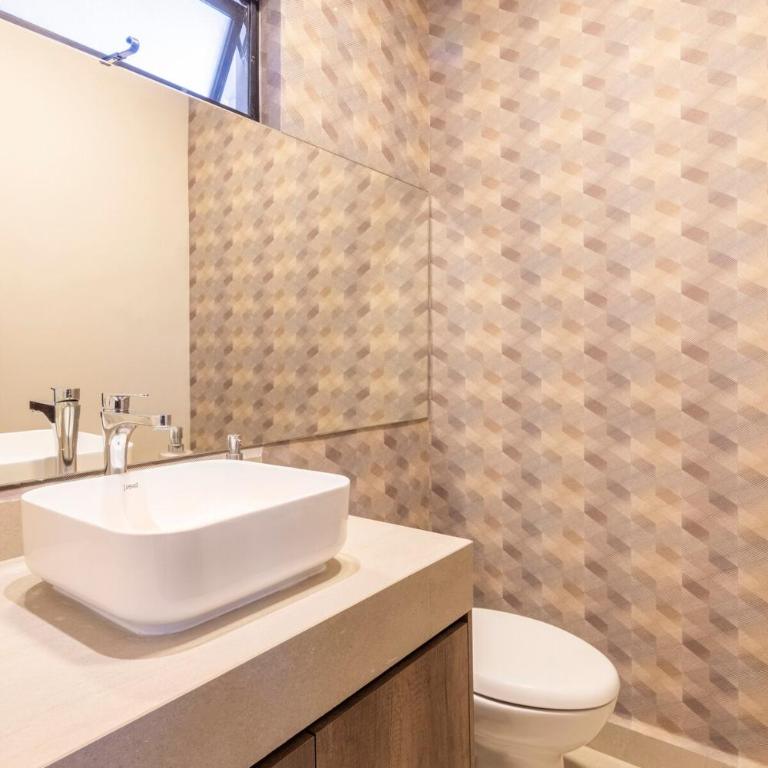Moderno Apartamento con piscina a 20 min APTO y Cintermex - Apartamento de 2 dormitorios - 15
