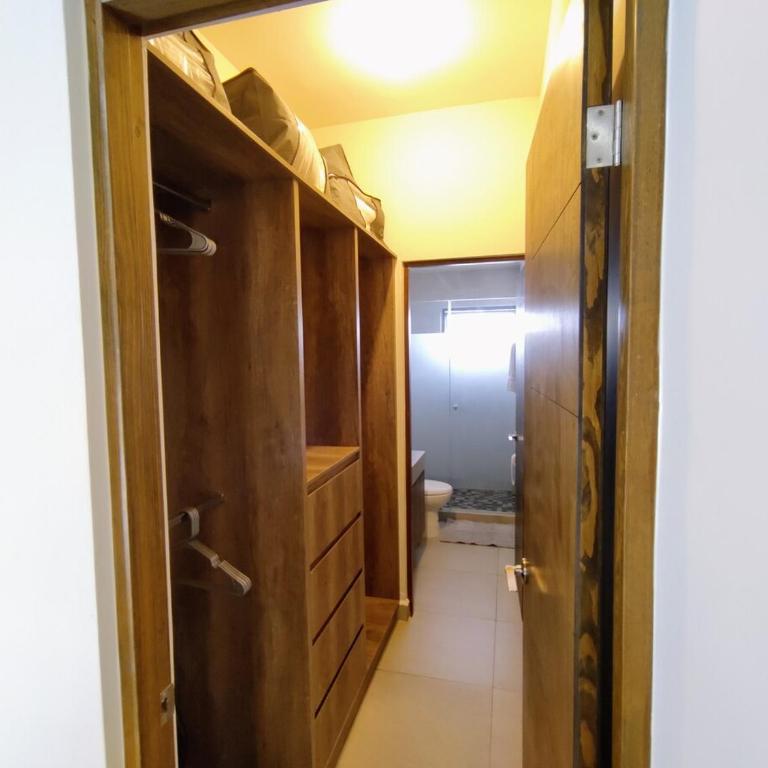 Moderno Apartamento con piscina a 20 min APTO y Cintermex - Apartamento de 2 dormitorios - 20