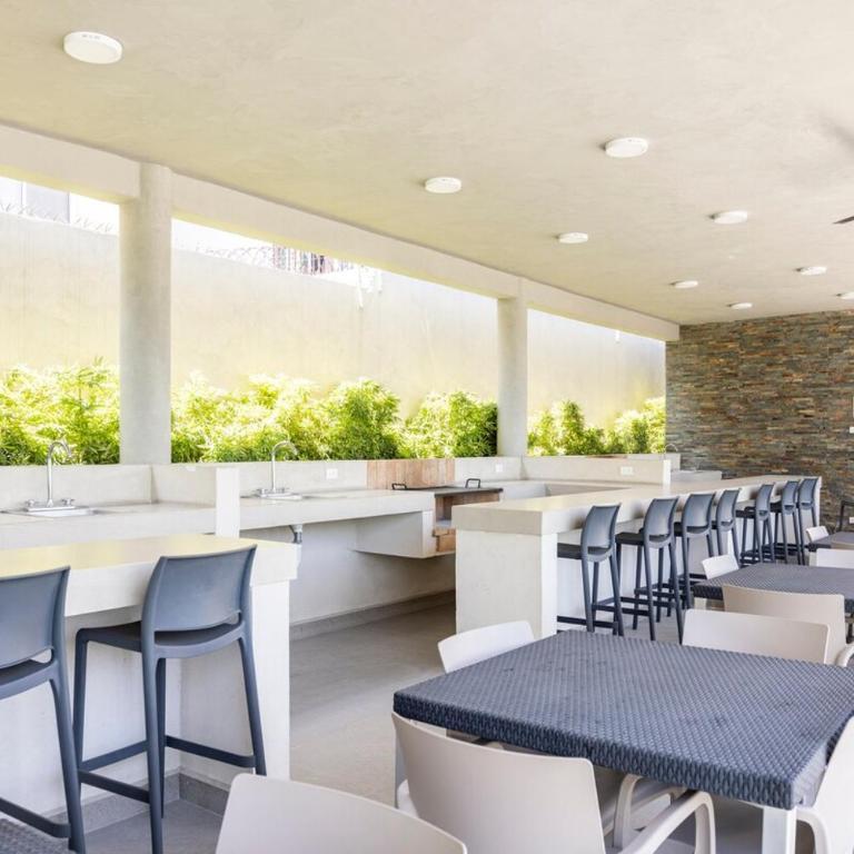 Moderno Apartamento con piscina a 20 min APTO y Cintermex - Apartamento de 2 dormitorios - 32