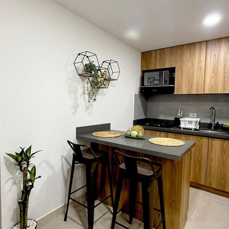 Modern 2BR Apartment with Rooftop Coworking and Gym - Apartamento de 2 dormitorios - 9