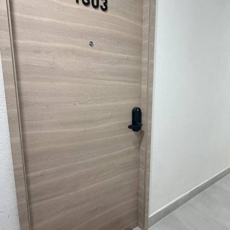 Modern 2BR Apartment with Rooftop Coworking and Gym - Apartamento de 2 dormitorios - 13