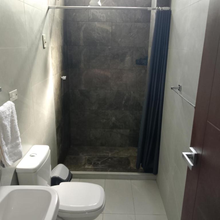 Departamento Moderno, A Pasos de la Plaza Principal - One-Bedroom Apartment - 33