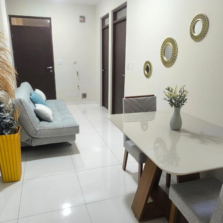 Departamento Moderno, A Pasos de la Plaza Principal - One-Bedroom Apartment - 43