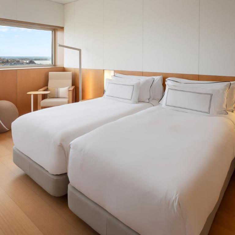Meliá Palma Bay - Habitación Doble con vistas al mar - 1 o 2 camas - The Leve - 5