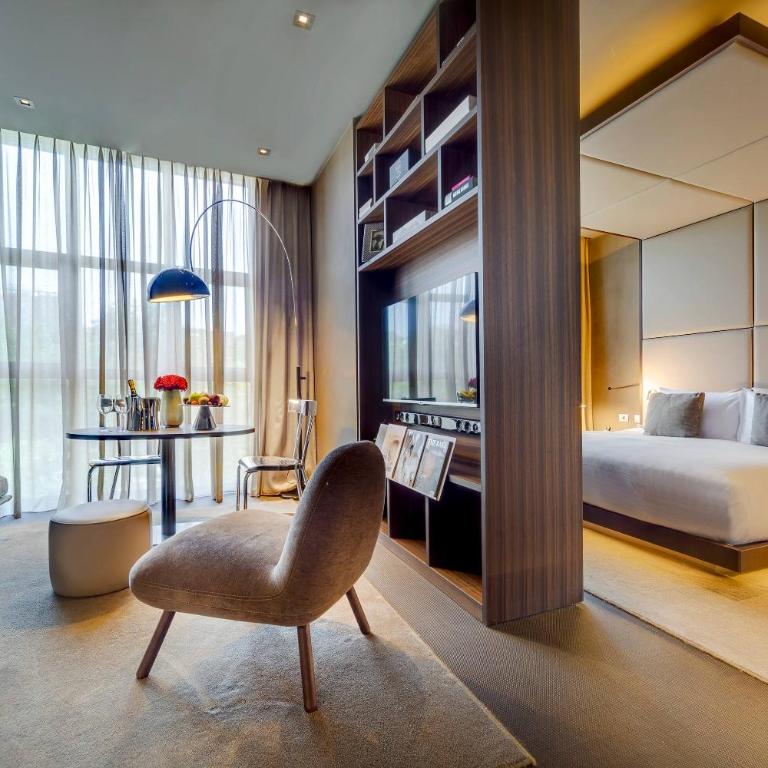 ME by Meliá Milan Il Duca - Extra ME+ Junior Suite con Vista Città - 2
