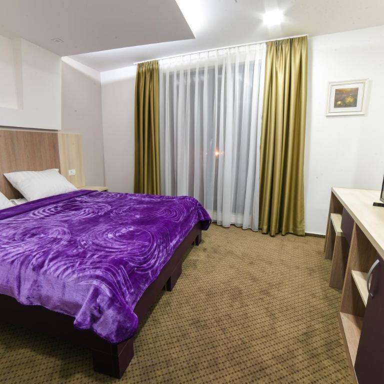 Patria Villa - Deluxe Double or Twin Room with Garden View - 4
