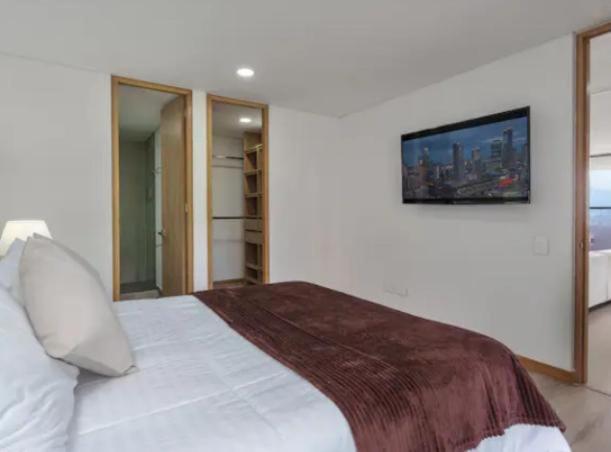 Espectacular vista de Medellín, 2 habitaciones en Las palmas - Two-Bedroom Apartment - 20