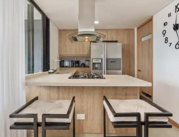 Espectacular vista de Medellín, 2 habitaciones en Las palmas - Two-Bedroom Apartment - 34