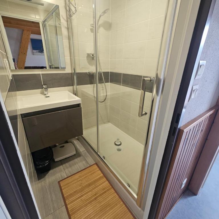 Barcarelles avec PISCINE Plage clim 5 personnes - Maison 3 Chambres - 11