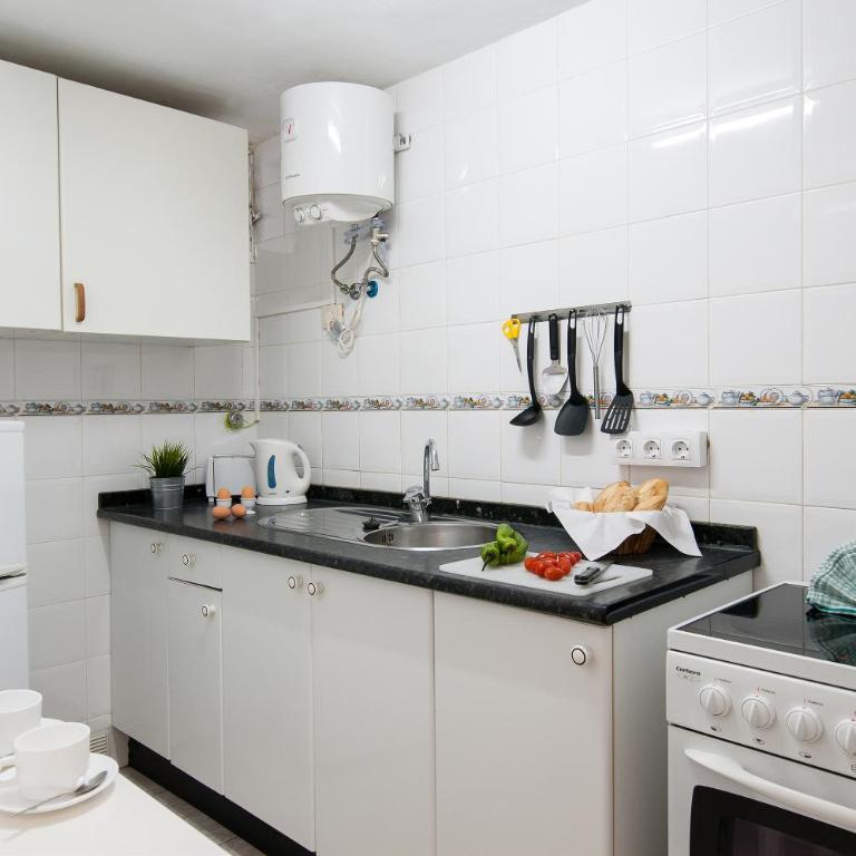 Apartamentos Don Carlos - Apartamento Estándar con terraza y vistas al mar - 9