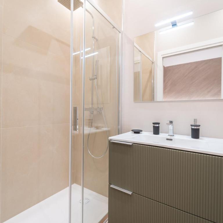 Cloe - Luxury Rooms - Camera Matrimoniale Standard - 11