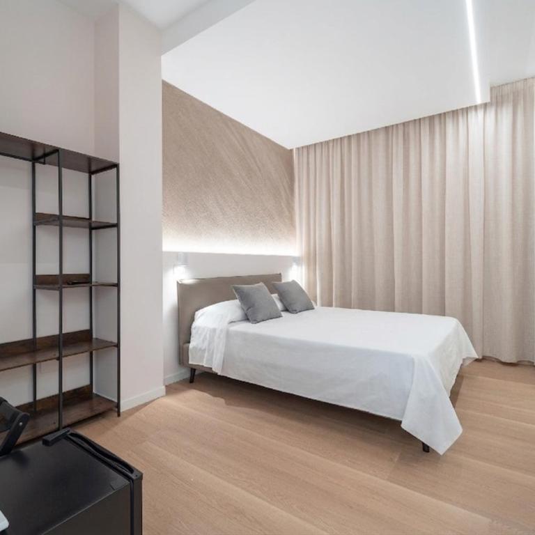 Cloe - Luxury Rooms - Camera Matrimoniale Standard - 1