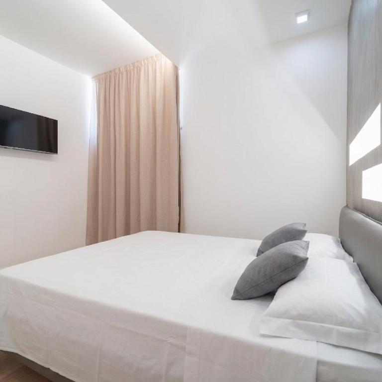 Cloe - Luxury Rooms - Camera Matrimoniale Superior - 11