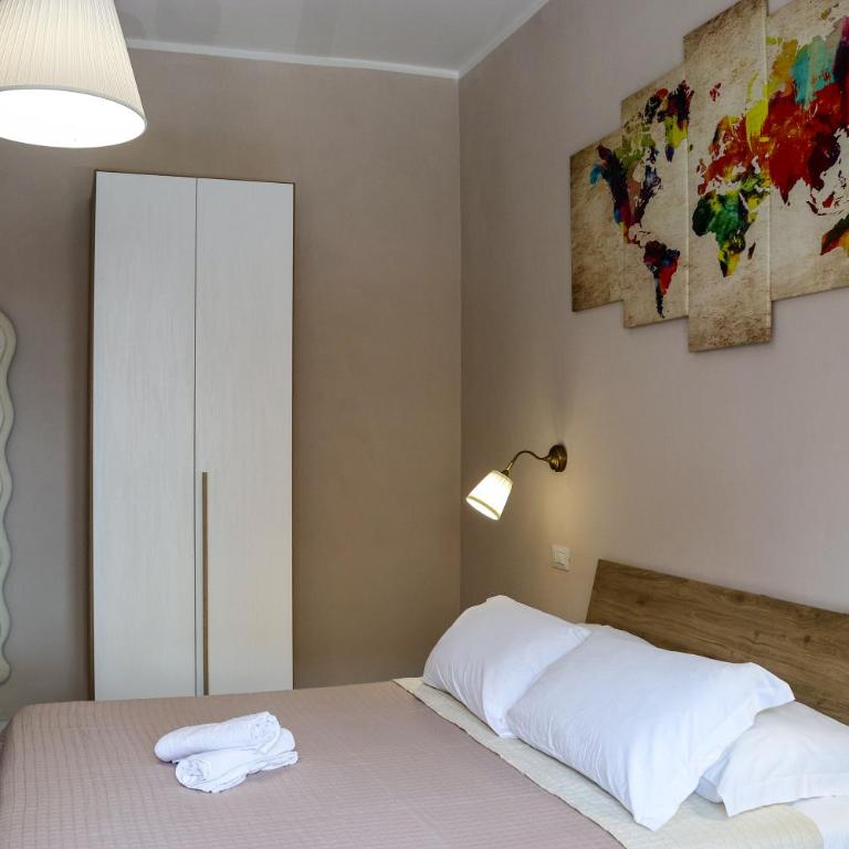 Rooms Hub Zara - Double Room with Balcony - 4