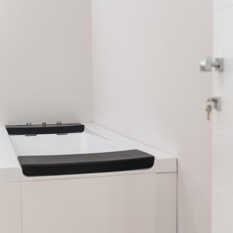 Cloe - Luxury Rooms - Camera Matrimoniale Deluxe con Vasca - 9