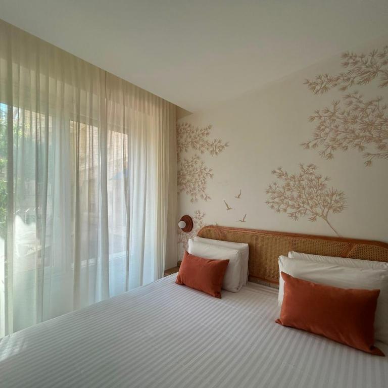 Hotel La Tonkine ex Olympia - Chambre Double - Accessible aux Personnes à Mobilité Réduite - 1