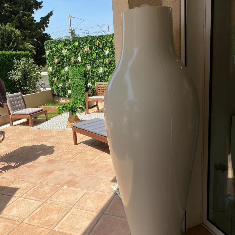 The terrace of the Pieds - Appartement 2 Chambres - 2